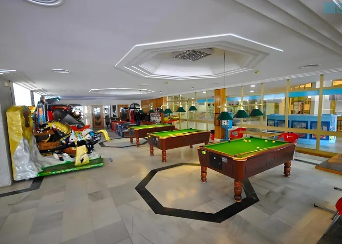 Apartamentos Benalbeach